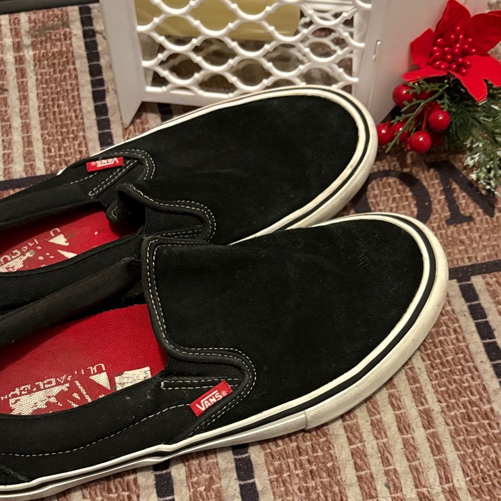 Vans Black and Red Slip-On Shoes - Picture 4 of 10